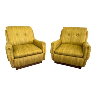 Italian Designer Armchairs, 1960s – A Pair For Sale