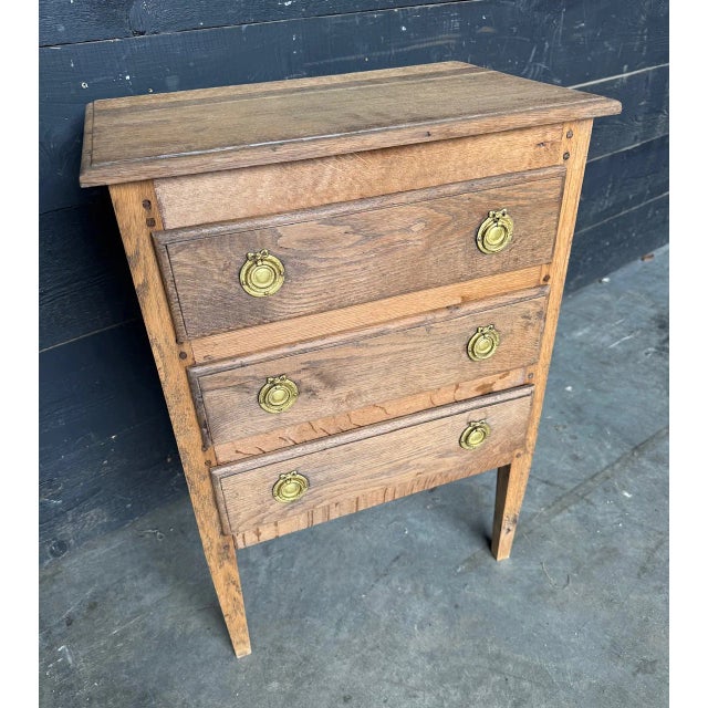 Small Antique French Oak Chest of Drawers, 1830s For Sale - Image 11 of 12