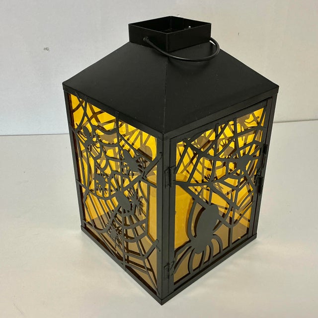1980s Vintage Boho Chic Americana Halloween Spider Web Tole Lantern Candleholder. For Sale - Image 10 of 11