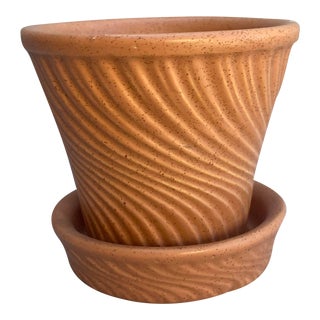 Mid 20th Century McCoy Pottery Swirl Planter For Sale