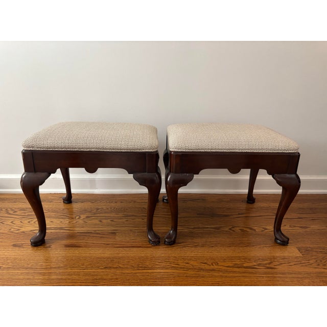 Wood Late Twentieth Century Statton Old Towne Queen Anne Mahogany Footstools or Benches, a Pair For Sale - Image 7 of 10