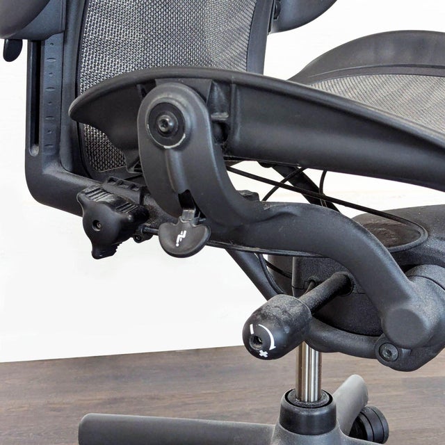 Black Herman Miller Aeron Ergonomic Mesh Office Chair - Adjustable Armrests For Sale - Image 8 of 9