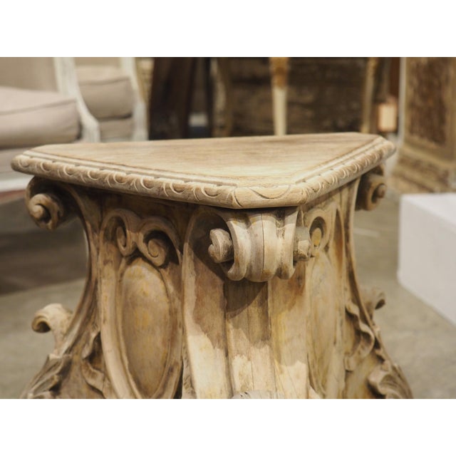 Pair of Low Antique Italian Baroque Style Walnut Tripodal Pedestals, Late 1800s For Sale - Image 12 of 18
