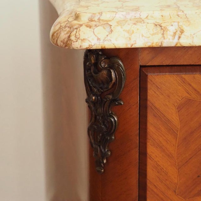 Wood Louis XV Style Dome-Shape Walnut Chest of Drawers For Sale - Image 7 of 9