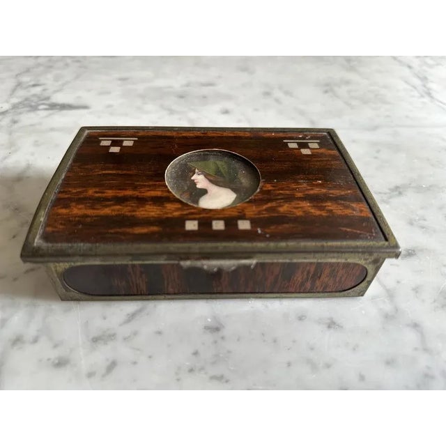 Art Nouveau Casket with a Portrait of a Lady For Sale - Image 3 of 11