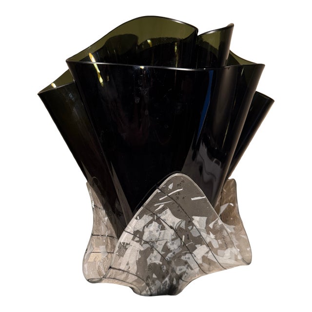 Vintage John-Richard Large Postmodern Sculptural Handkerchief Centerpiece Vase For Sale