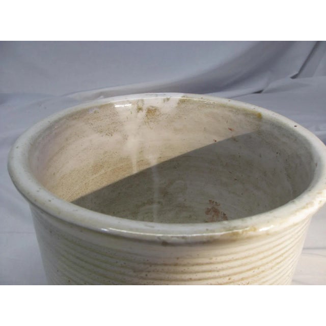 Gainey Pottery Mid 20th Century Zanesville Art Deco Stoneware Model 1006 Cream Glazed Vase For Sale - Image 4 of 10