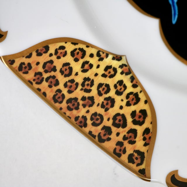 1990s Lynn Chase Porcelain Jaguar Jungle 14" Octagonal Serving Platter With Gold Trim For Sale - Image 4 of 14