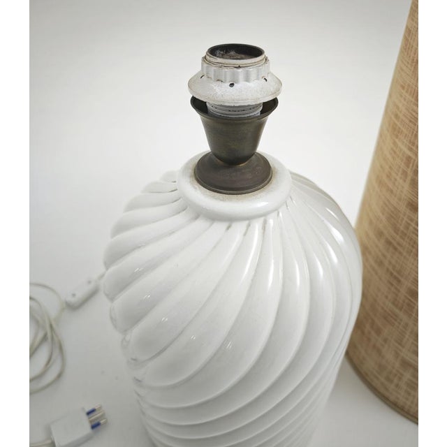 Large White Ceramic Table Lamp, Italy, 1970s For Sale - Image 4 of 16