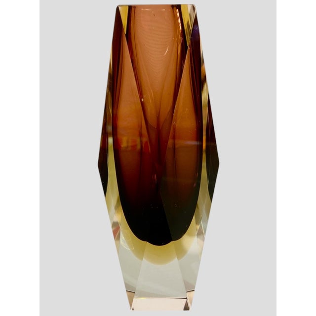 Faceted Murano Glass Vase attributed to Mandruzzato, Italy, 1960s For Sale - Image 6 of 6