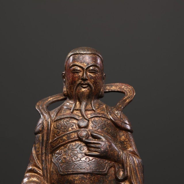 1940s Vintage Chinese Gilt‑Patina Bronze Zhenwu Emperor Seated Deity Statue, Taoist Sculpture For Sale - Image 5 of 9