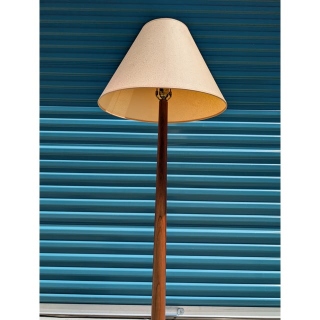 Just in, a beautiful vintage Shaker turned solid cherry floor lamp circa 1970s. Crafted from solid cherry, this timeless...