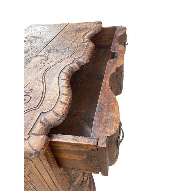 Elm Chest of Drawers with Schwarzwald Style Carving, 1850, in Flawless conditions. Designed before 1890