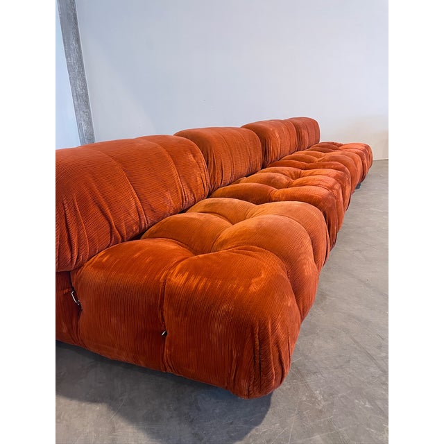 Camaloenda Modular Sofa in Red Velvet by Mario Bellini for B&B Italia, 1970s, Set of 4 For Sale - Image 7 of 9