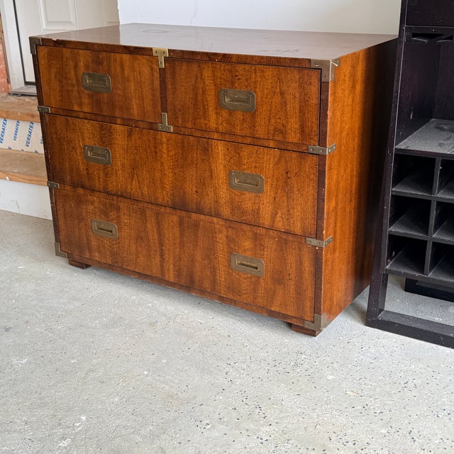 Henredon Mid-Century Henredon 4 Drawer Campaign Dresser—two Available For Sale - Image 4 of 13