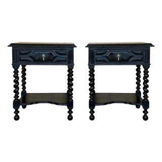 1900-1909 Dark Walnut Carved Spanish Nightstands With Solomonic Legs and Low Shelve For Sale