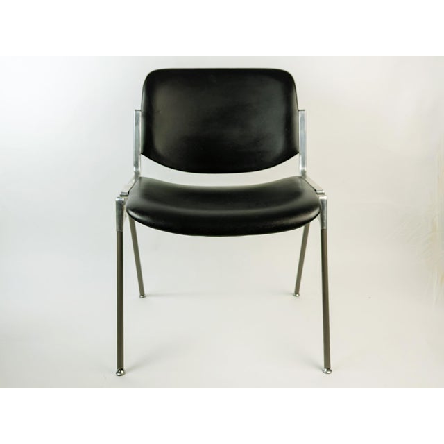 Black Skai and Aluminum DSC 106 Chair by Anonima Castelli from Castelli / Anonima Castelli. 1970s For Sale - Image 6 of 14