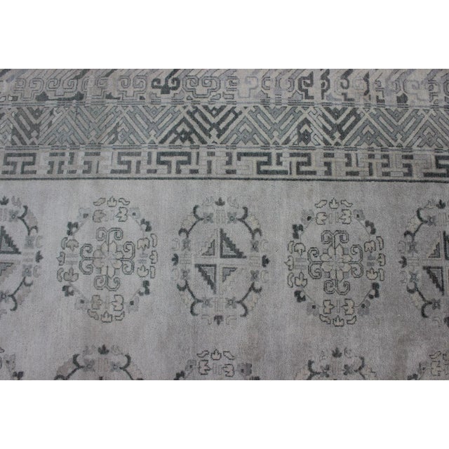 Large Modern Khotan Design in Gray, Silver, and Gray Blue With All Over Design For Sale - Image 9 of 13