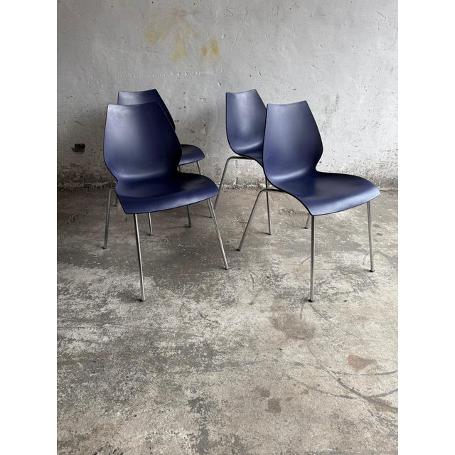 Set of 4 Maui Chairs by Kartell – Designed by Vico Magistretti This set of four Maui chairs, designed by Vico Magistretti...