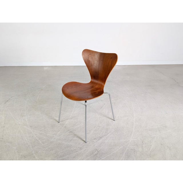 Brown Mid-Century Model 3107 Chairs in Teak by Arne Jacobsen for Fritz Hansen, Set of 4 For Sale - Image 8 of 15