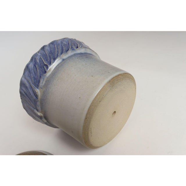 Ceramic Vintage Periwinkle Incised Studio Ceramic Planter With Saucer by Deanna Nichols For Sale - Image 7 of 18