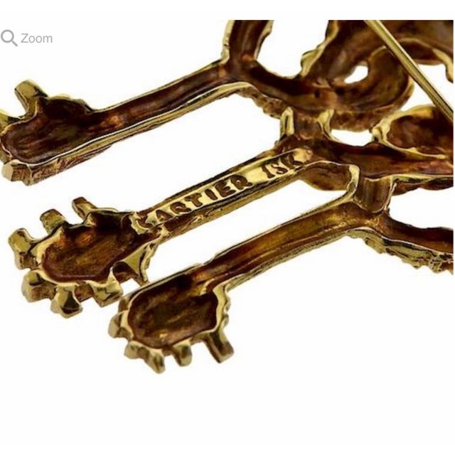 Cartier Key to My Heart 18 Karat Yellow Gold Three Heart Textured Key Pin Brooch For Sale - Image 18 of 18
