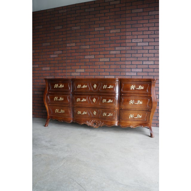 1980s French Provincial Henredon Lowboy Dresser For Sale - Image 10 of 11