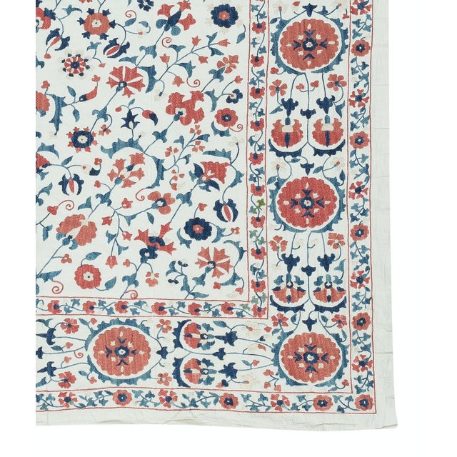 4.7x5.6 Ft Embroidered Silk Wall Hanging. New Table Cover. Authentic Sofa Throw For Sale - Image 4 of 5