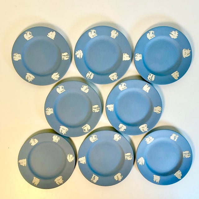Wedgwood Vintage English Wedgwood Jasperware Cream Intaglios on Pale Blue Appetizer or Dessert Plates - Set of 8 For Sale - Image 4 of 13