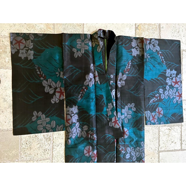 Mid 20th Century Exceptional Japanese Summer Asa Hitoe Weft Ikat Kimono Provenance For Sale - Image 9 of 11