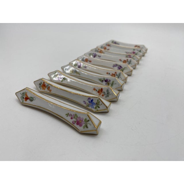 Porcelain Knife Rest with Flowers and Gold Rim from Meissen, Germany, 1900s For Sale - Image 5 of 12