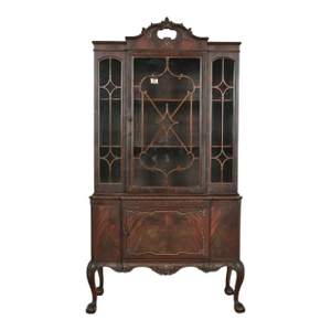 Romweber Chippendale Flame Mahogany Breakfront Bookcase Cabinet, Circa 1920s