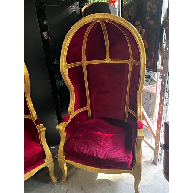 1970s Pair of Gold Trim Red Baroque Porters Chairs For Sale - Image 4 of 12