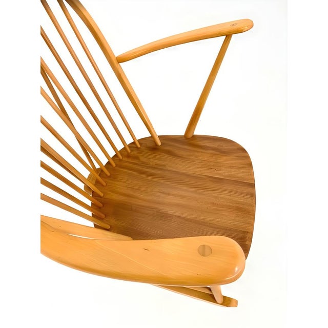 Mid-Century Windsor Grandfather Rocking Chair in Wood attributed to Lucian Ercolani for Ercol, England, 1960s For Sale - Image 10 of 16