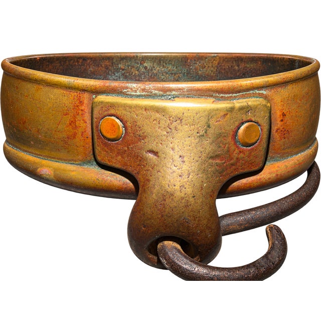 Antique Brass Hearth Cauldron With Bail Handle (Likely 19th/Early 20th Century.) For Sale - Image 9 of 10