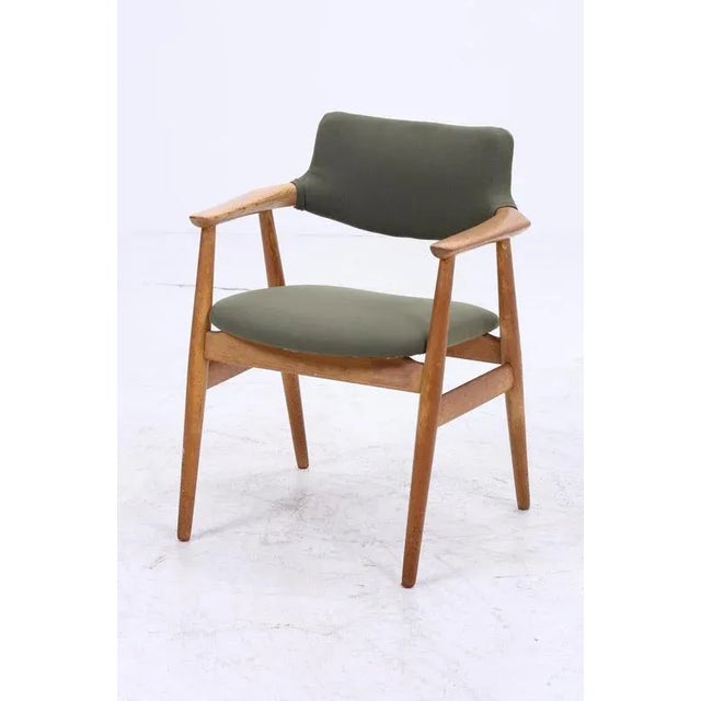Mid-Century Oak Chairs with Green Upholstery by Erik Kirkegaard for Glostrup, Set of 3 For Sale - Image 6 of 11