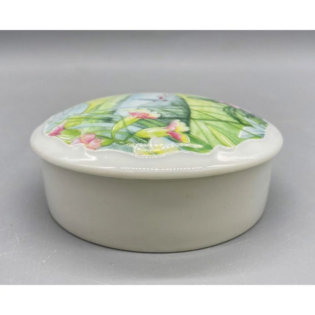 Vintage French Limoges Le Roy Porcelain Floral Trinket/ Jewelry Box For Sale - Image 11 of 13