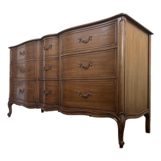 French Provincial Vintage Drexel Bordeaux 9-Drawer Serpentine Lowboy Dresser For Sale