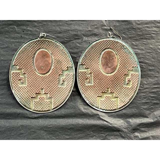 Metal Pair of Vintage 1980s Art Deco Revival Earrings For Sale - Image 7 of 9