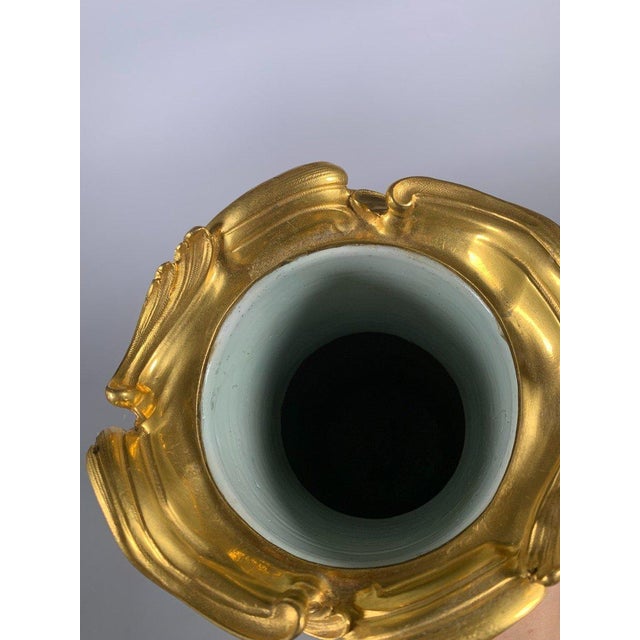 Kangxi period (1662-1722) Famille Verte vase For Sale - Image 12 of 12