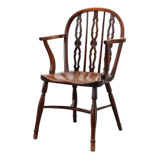 English Windsor Armchair with Oak Seat and Spindle Back, 1800s For Sale