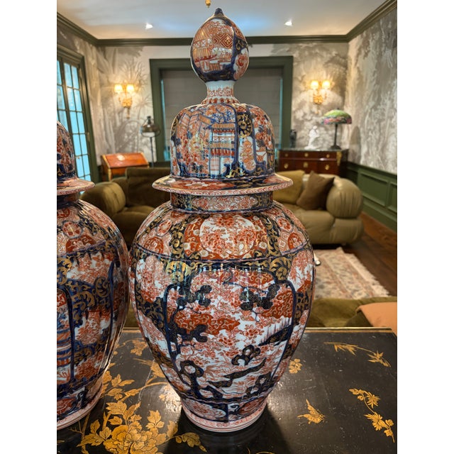 Large Pair of 19th Century Imari Japanese Temple Jars With Covers For Sale In Philadelphia - Image 6 of 12