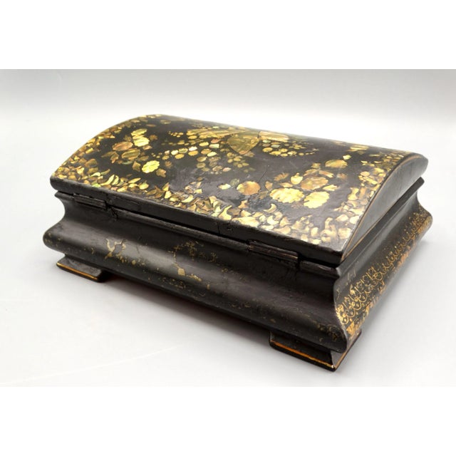 Antique Chinese Export Lacquered Gilt Papier Mache Box For Sale - Image 12 of 12