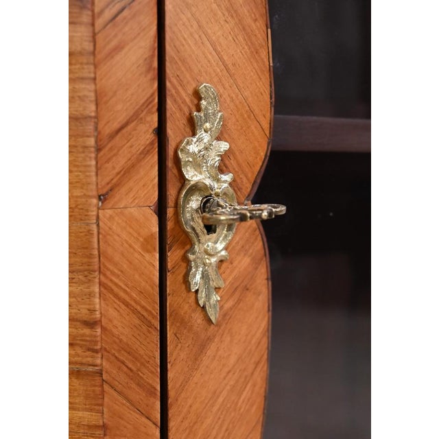 Little Late 19th Century Louis XV Showcase For Sale - Image 11 of 18