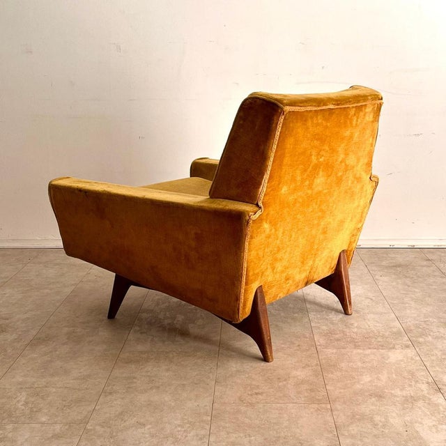 Italian Ochre Velvet Chairs, 1950s, Set of 2 For Sale - Image 16 of 17