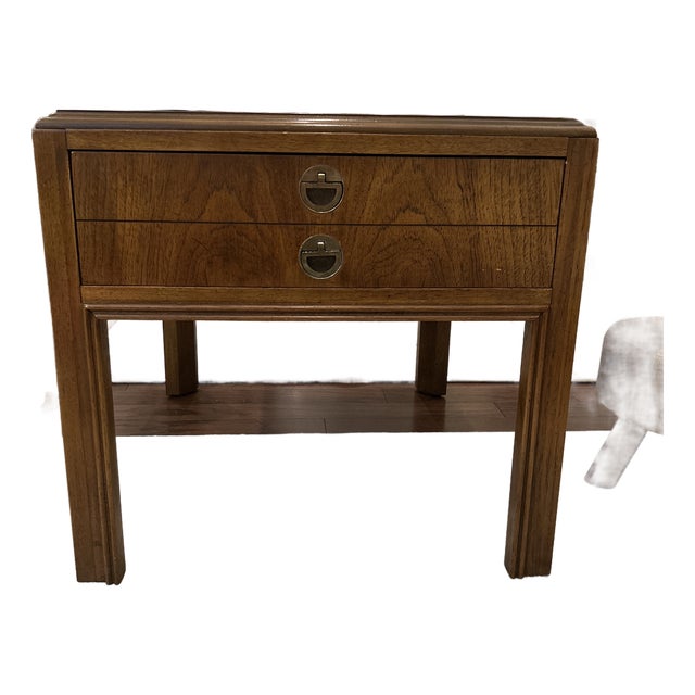 Mid-Century Modern, Drexel Heritage Accolade End Table/Nightstand For Sale
