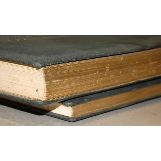 High-quality cartographic opera, international atlas of the italian touring club with a dedication printed in benito...