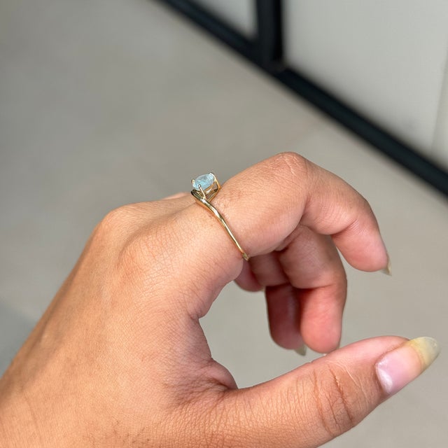 Natural 1ct Paraiba Tourmaline Soltaire Ring Size 5.5 Wave Band in 18k Solid Gold For Sale In New York - Image 6 of 18