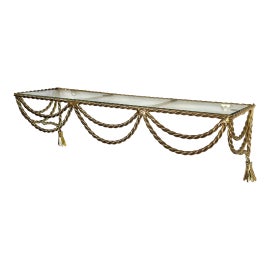 Example of Dorothy Draper Shelving