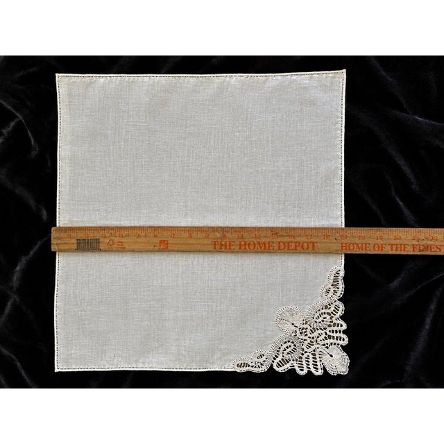 Shabby Chic Elegant Vintage Linen Napkins Lace Corner Set of 7 For Sale - Image 3 of 4